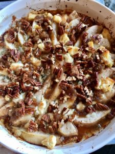 Baked Pears with Pecans and Gorgonzola Cheese