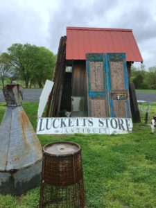 Old Lucketts Store