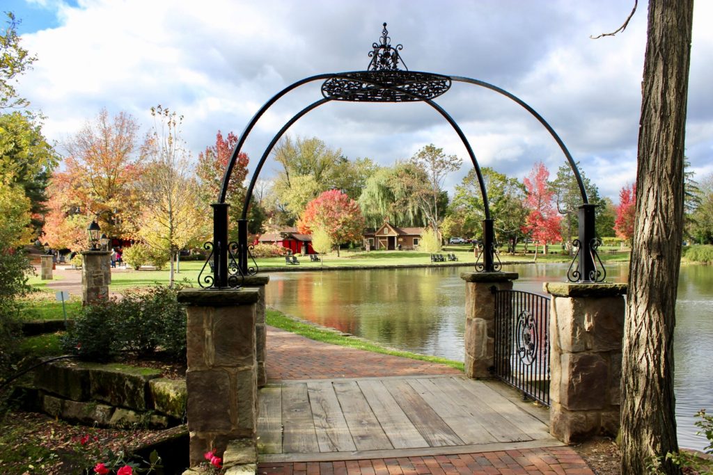 Gervasi vineyard lake 