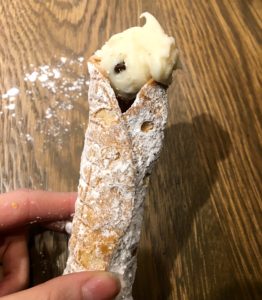 piada cannoli