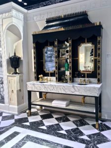 art deco great gatsby bathroom