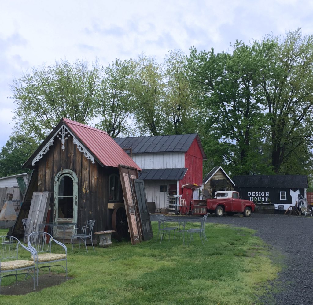 Old Lucketts Store