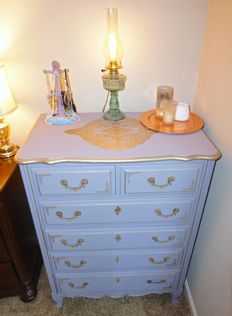 Transforming Furniture with Kmart Gold Chalk Paint: DIY ~ Putting